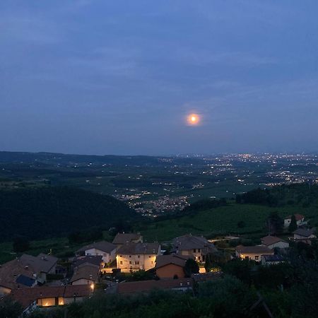 Bed and Breakfast La Terrazza In Collina Cavalo Esterno foto