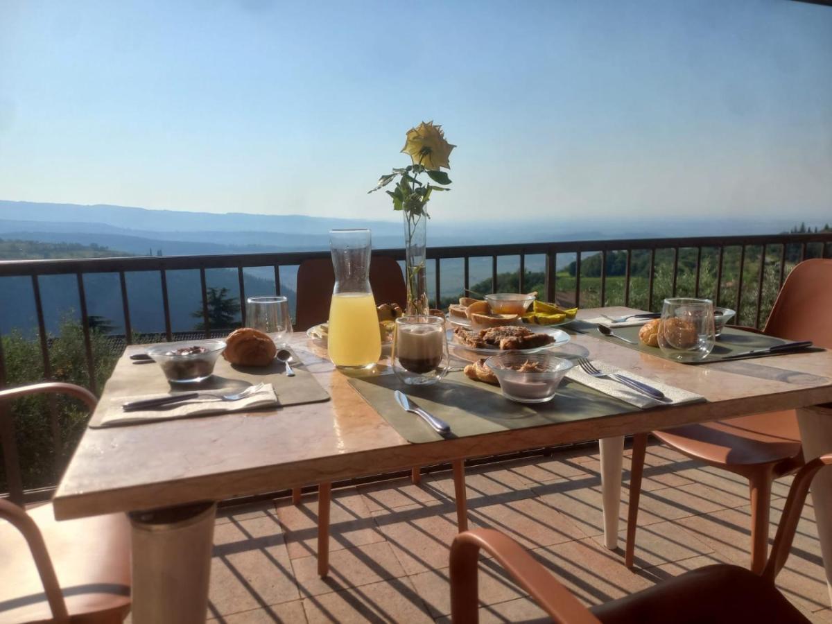 Bed and Breakfast La Terrazza In Collina Cavalo Esterno foto