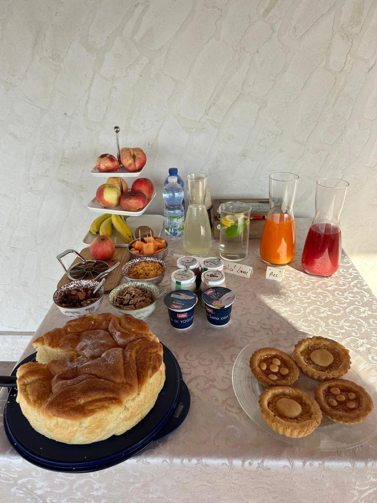 Bed and Breakfast La Terrazza In Collina Cavalo Esterno foto