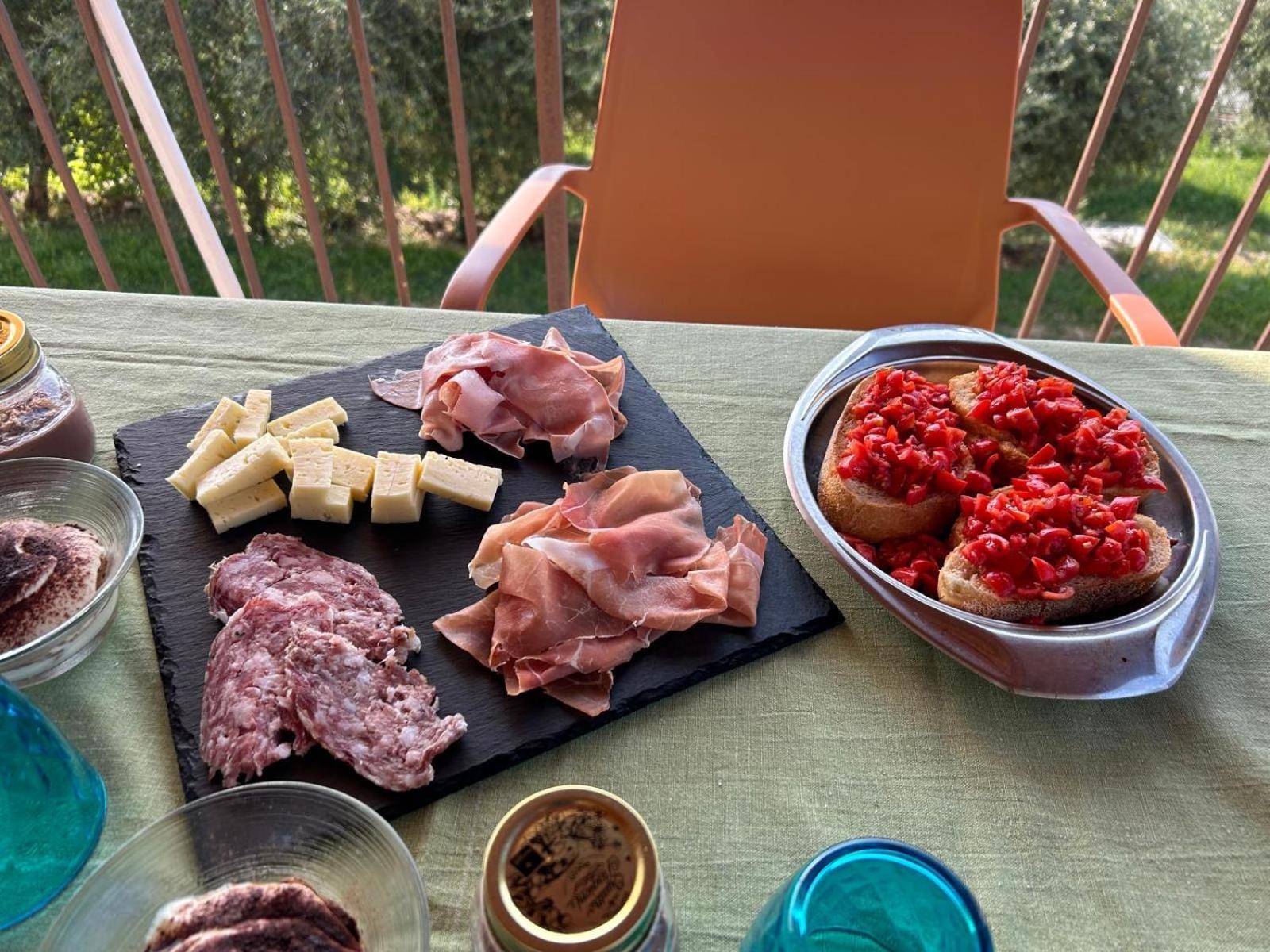 Bed and Breakfast La Terrazza In Collina Cavalo Esterno foto