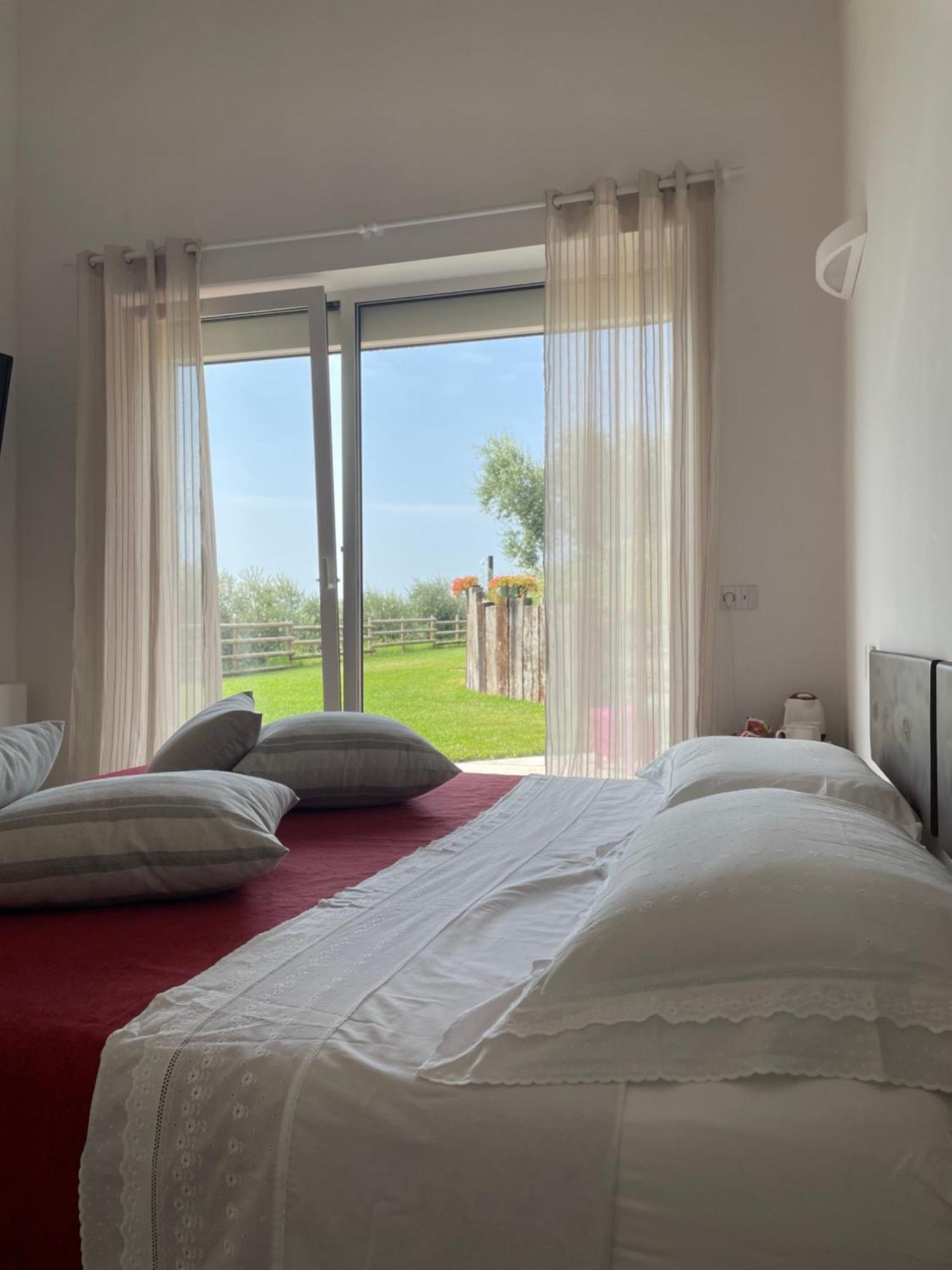 Bed and Breakfast La Terrazza In Collina Cavalo Esterno foto